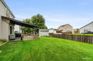 255 Mayfair Ln, South Elgin, IL 60177 - Photo 33