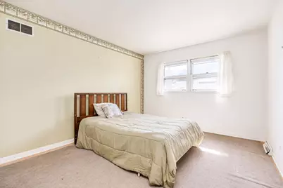 1038 S Sunset Avenue, Elmhurst, IL 60126 - Photo 17