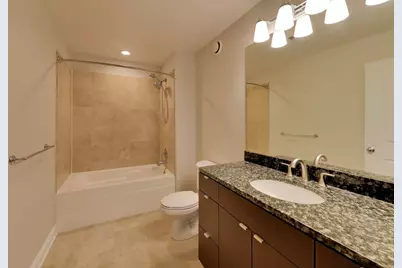 230 W Division Street #1407, Chicago, IL 60610 - Photo 17