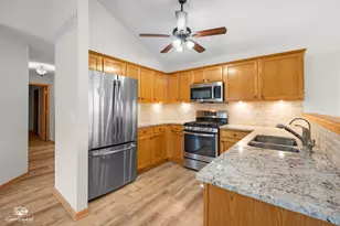 1664 Willow Cir Dr, Crest Hill, IL 60403 - Photo 15