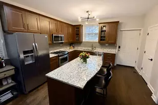 1635 W Beach Ave, Chicago, IL 60622 - Photo 5