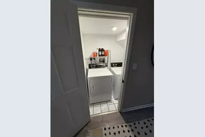 1635 W Beach Avenue #1, Chicago, IL 60622 - Photo 17