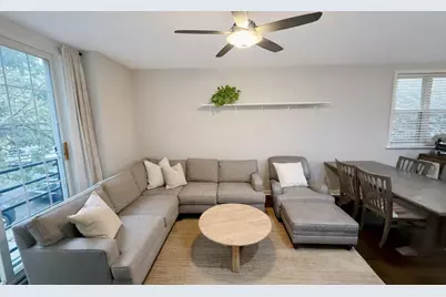 1635 W Beach Avenue #1, Chicago, IL 60622 - Photo 3