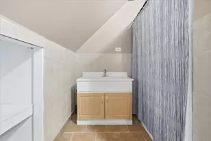 2915 Enoch Ave, Zion, IL 60099 - Photo 19