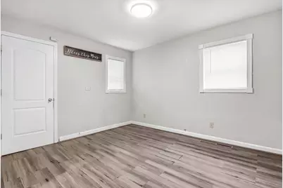 2915 Enoch Avenue, Zion, IL 60099 - Photo 11