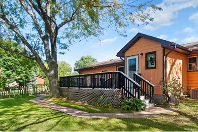 4259 Lake Park Avenue, Gurnee, IL 60031 - Photo 5