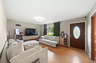 4259 Lake Park Ave, Gurnee, IL 60031 - Photo 7