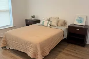 7000 S Eberhart Ave, Chicago, IL 60637 - Photo 17