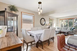 1422 Westchester Blvd, Westchester, IL 60154 - Photo 11