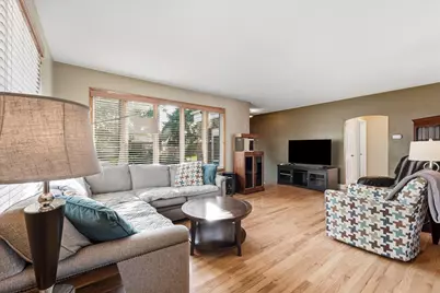 1422 Westchester Boulevard, Westchester, IL 60154 - Photo 3