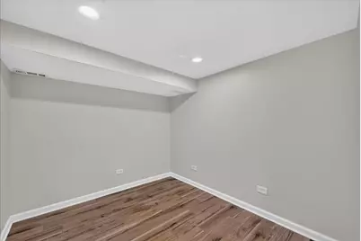 2725 E Bel Aire Drive, Arlington Heights, IL 60004 - Photo 27
