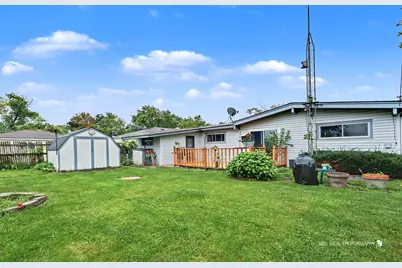 16 W Jeffery Avenue, Wheeling, IL 60090 - Photo 15
