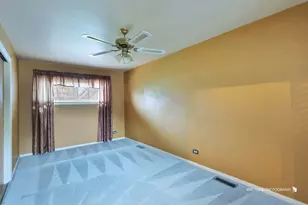 16 W Jeffery Ave, Wheeling, IL 60090 - Photo 11