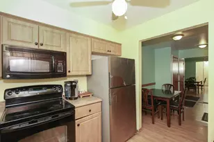 804 E Old Willow Rd, Prospect Heights, IL 60070 - Photo 11