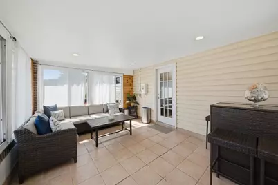6743 106th Place, Chicago Ridge, IL 60415 - Photo 3