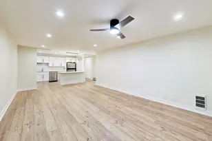 4334 N Clarendon Ave, Chicago, IL 60613 - Photo 9