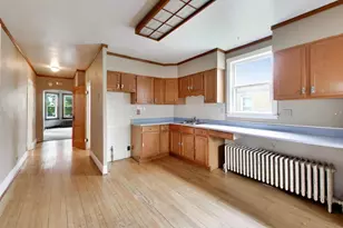 5753 W Giddings St, Chicago, IL 60630 - Photo 5