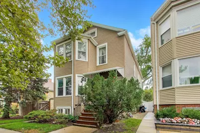 5753 W Giddings Street, Chicago, IL 60630 - Photo 3