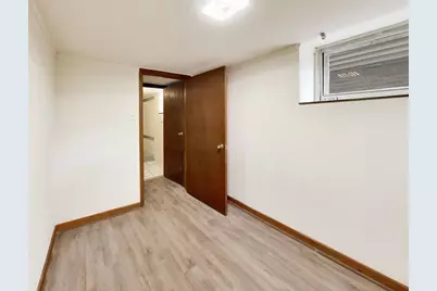 5753 W Giddings Street, Chicago, IL 60630 - Photo 33