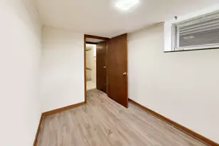 5753 W Giddings St, Chicago, IL 60630 - Photo 33