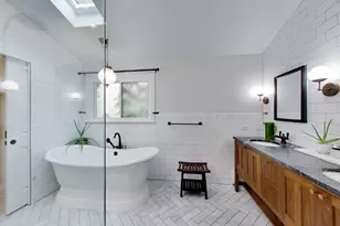 2052 N Whipple St, Chicago, IL 60647 - Photo 23