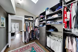 2052 N Whipple St, Chicago, IL 60647 - Photo 21