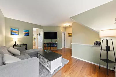 1105 Village Center Parkway #2, Aurora, IL 60506 - Photo 5