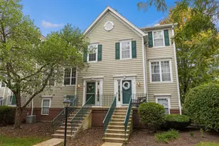 1105 Village Center Pkwy, Aurora, IL 60506 - Photo 1