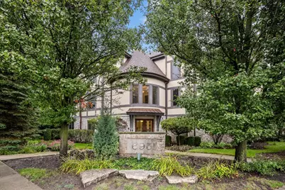 695 Roger Williams Avenue #301, Highland Park, IL 60035 - Photo 1