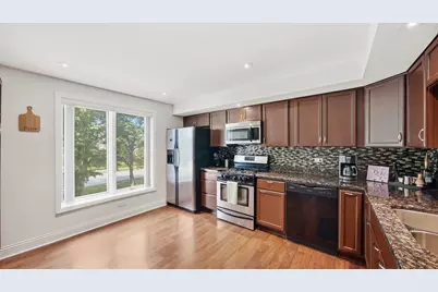 121 S Spruce Avenue #207, Wood Dale, IL 60191 - Photo 5