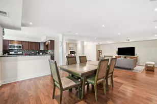 121 S Spruce Ave, Wood Dale, IL 60191 - Photo 9