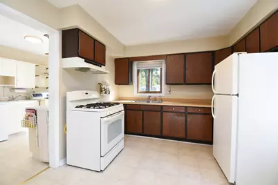 725 N Bierman Avenue, Villa Park, IL 60181 - Photo 5