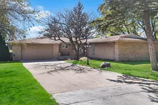 11375 James Ct, Genoa, IL 60135 - Photo 45