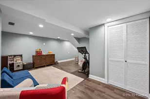 5824 N Fairfield Ave, Chicago, IL 60659 - Photo 29