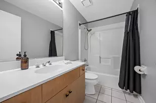 2108 Yellowstar Ln, Naperville, IL 60564 - Photo 25