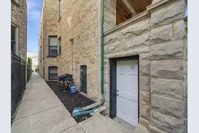 3244 W Potomac Avenue, Chicago, IL 60651 - Photo 7
