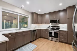 1651 N Dayton St, Chicago, IL 60614 - Photo 11