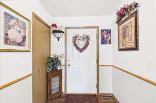 2317 Westfield Ln, Belvidere, IL 61008 - Photo 5