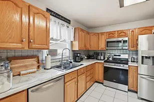 4009 Ridge Rd, Zion, IL 60099 - Photo 11