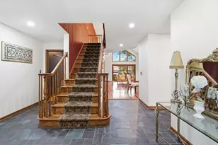 10S515 Glenn Dr, Burr Ridge, IL 60527 - Photo 5