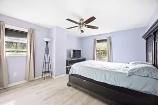 1419 N Madlock Ct, Elgin, IL 60123 - Photo 11