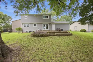 1419 N Madlock Ct, Elgin, IL 60123 - Photo 19