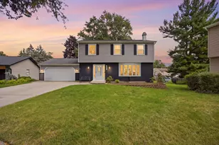 1419 N Madlock Ct, Elgin, IL 60123 - Photo 1