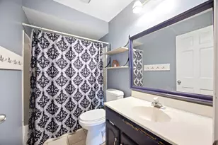 1419 N Madlock Ct, Elgin, IL 60123 - Photo 13