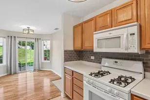 616 Key Largo Dr, Fox Lake, IL 60020 - Photo 13