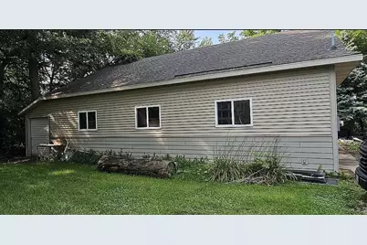 10874 E Flagg Road, Rochelle, IL 61068 - Photo 27