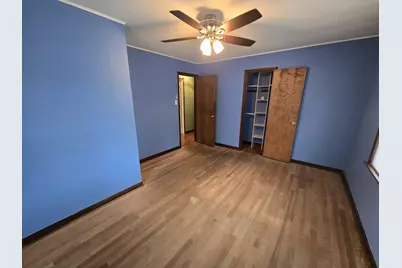 15045 Springfield Avenue, Midlothian, IL 60445 - Photo 9