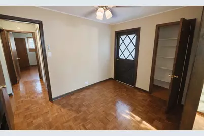 15045 Springfield Avenue, Midlothian, IL 60445 - Photo 13
