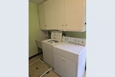 15045 Springfield Avenue, Midlothian, IL 60445 - Photo 17