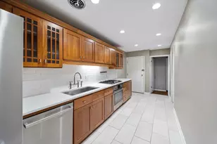 813 W Oakdale Ave, Chicago, IL 60657 - Photo 7